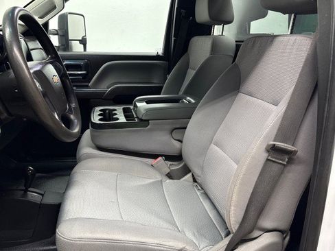 Used 2019 Chevrolet Silverado 3500 W/T w/ WT Convenience Package AWD/4WD image 32