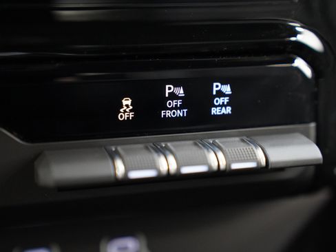 New 2026 RAM 1500 Laramie AWD/4WD image 29