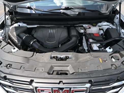 Used 2025 GMC Acadia Elevation FWD image 33