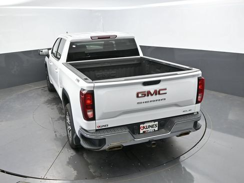 Used 2023 GMC Sierra 1500 SLE AWD/4WD image 29