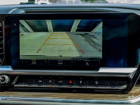 Used 2025 Chevrolet Silverado 1500 LT Trail Boss w/ Convenience Package II image 25