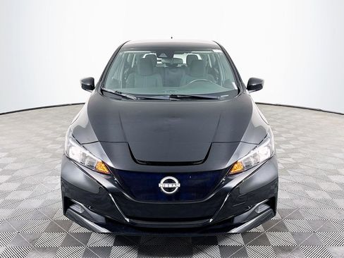 Used 2023 Nissan Leaf S image 2