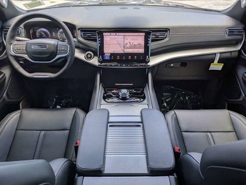 New 2026 Jeep Grand Wagoneer L 4WD w/ Premium Group I image 22