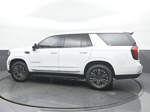 Used 2025 GMC Yukon Elevation w/ LPO, Floor Liner Package AWD/4WD image 3