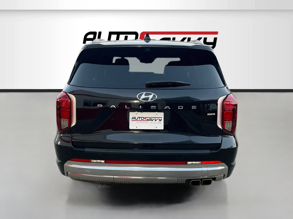 Used 2023 Hyundai Palisade Calligraphy w/ Cargo Package AWD/4WD image 6