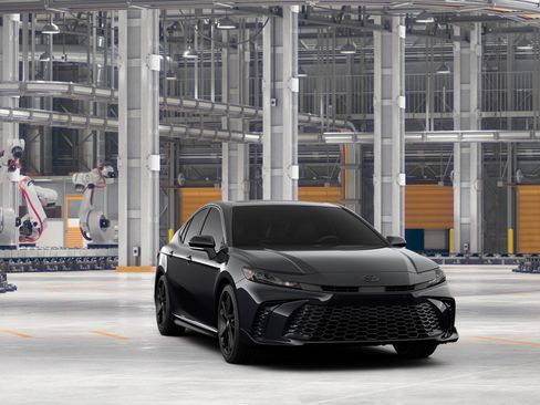 New 2026 Toyota Camry Hybrid w/ Multimedia Upgrade Package FWD image 18