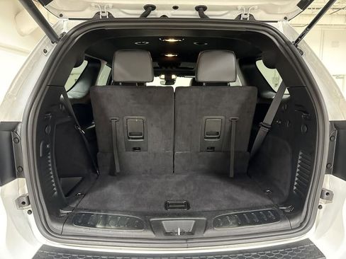 Used 2025 Dodge Durango GT AWD/4WD image 26