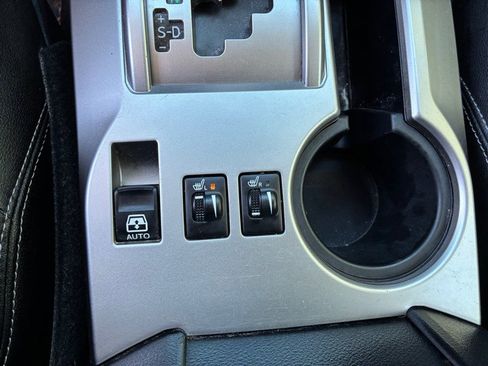 Used 2014 Toyota 4Runner SR5 Premium image 13