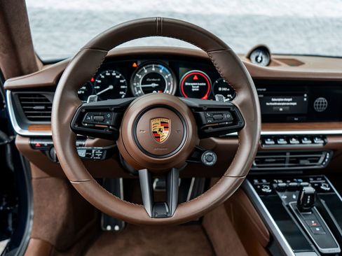 Used 2022 Porsche 911 Turbo S AWD/4WD image 30