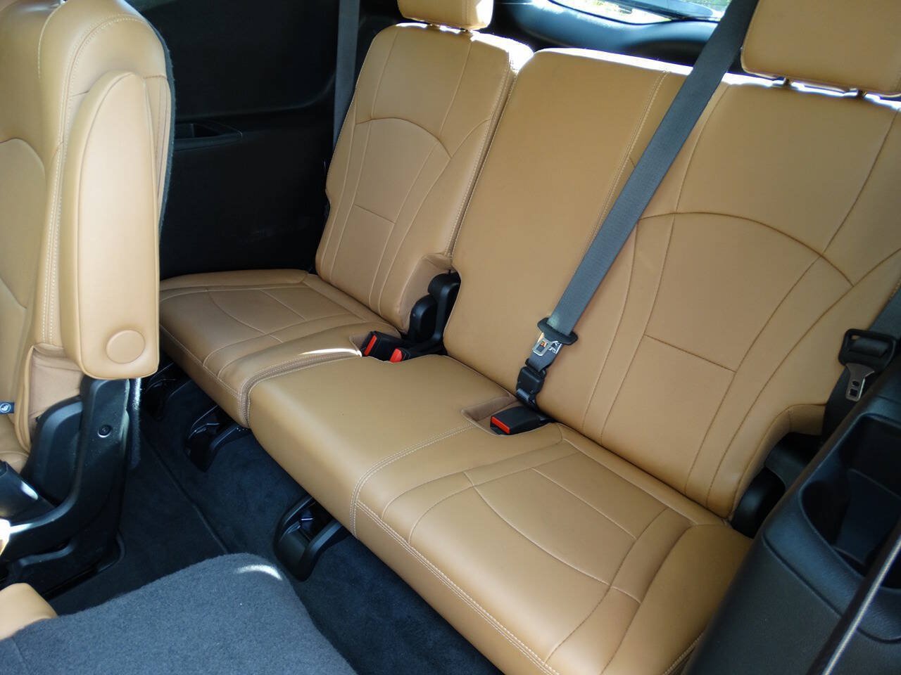 Used 2019 Buick Enclave AWD Premium w/ Experience Buick Package image 43