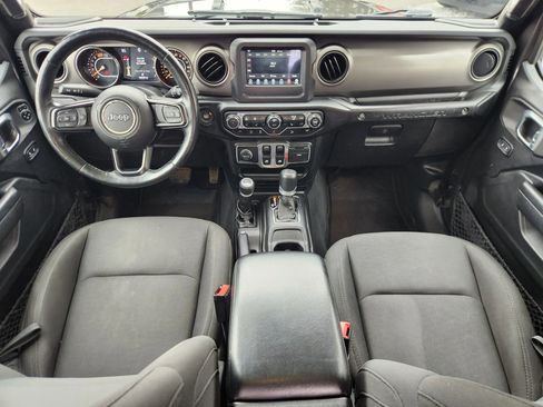 Used 2020 Jeep Wrangler Sport AWD/4WD image 2