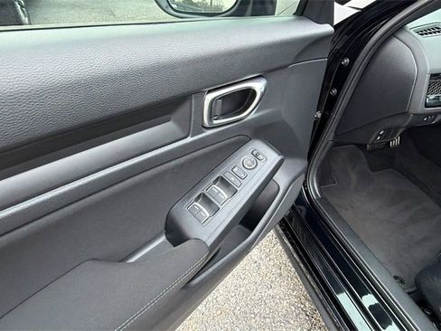 Used 2023 Honda Civic Sport image 12