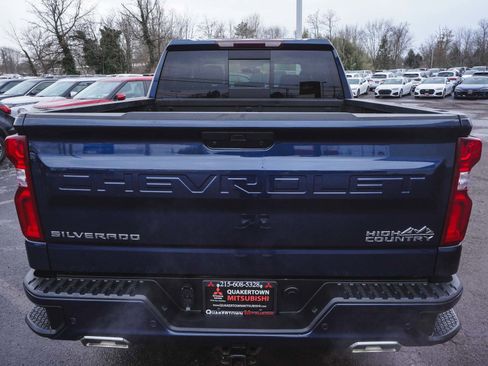 Used 2022 Chevrolet Silverado 1500 High Country w/ Safety Package II AWD/4WD image 6