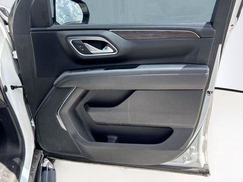 Used 2021 Chevrolet Tahoe 2WD w/ Remote Keyless Entry Package image 12