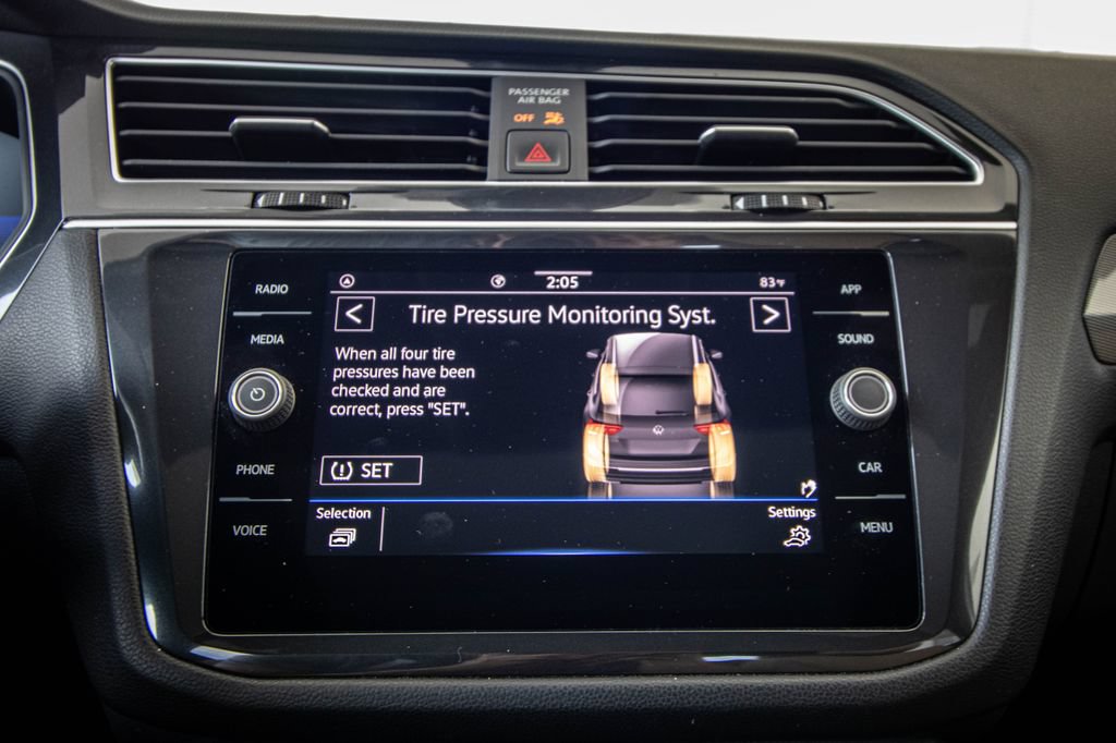 Certified 2024 Volkswagen Tiguan SE R-Line FWD image 42