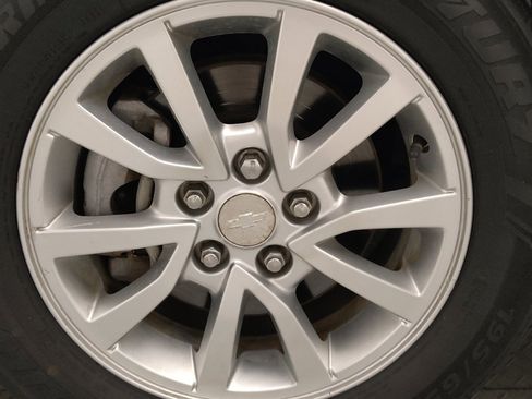 Used 2019 Chevrolet Sonic LT FWD image 31