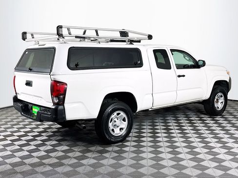 Used 2021 Toyota Tacoma SR image 10