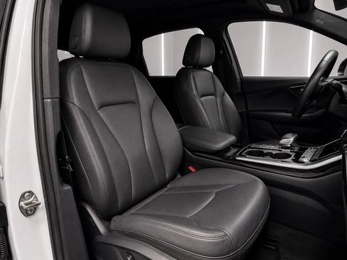Used 2021 Audi Q7 2.0T Premium Plus w/ Executive Package AWD/4WD image 19