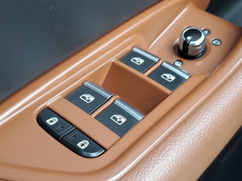 Used 2020 Audi A4 2.0T Premium w/ Convenience Package image 34