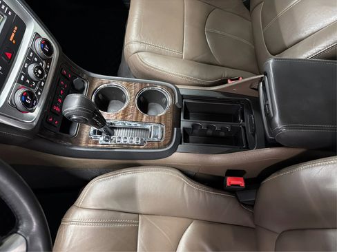 Used 2016 GMC Acadia SLT FWD image 31