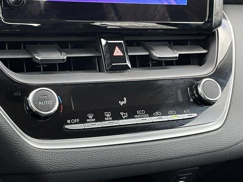 Used 2024 Toyota Corolla LE image 19