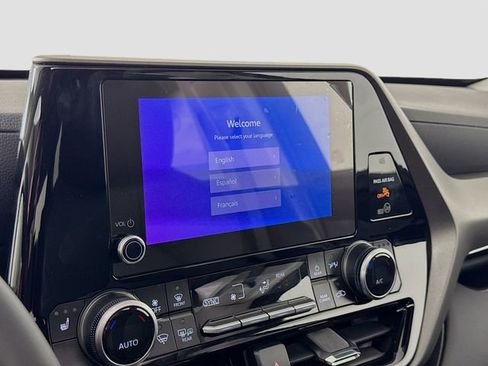 New 2026 Toyota Highlander XLE image 22