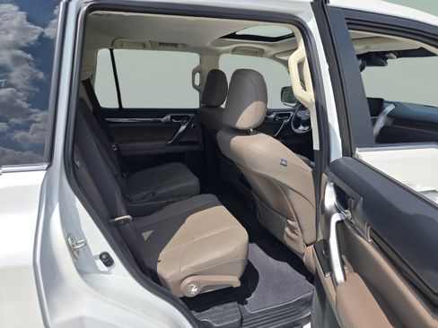 Used 2023 Lexus GX 460 Premium AWD/4WD image 29
