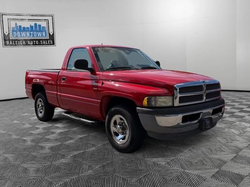 Used 2000 Dodge Ram 1500 Truck 2WD Regular Cab image 4
