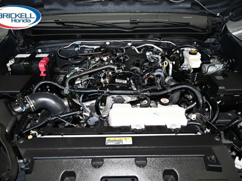 Used 2025 Toyota Tacoma SR RWD image 33