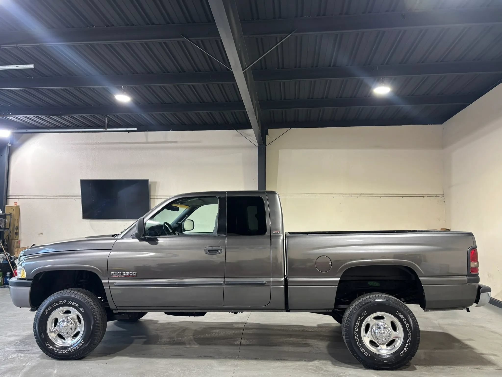 Used 2002 Dodge Ram 2500 Truck 4x4 Quad Cab image 5