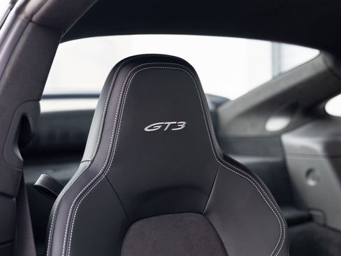 Certified 2022 Porsche 911 GT3 image 26