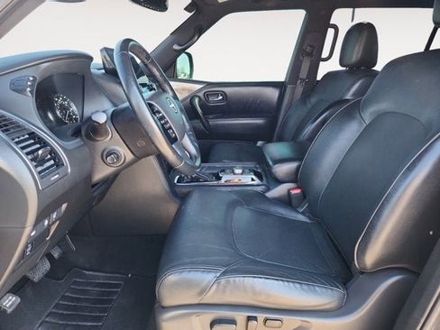 Used 2023 Nissan Armada SL w/ Midnight Edition Package image 9