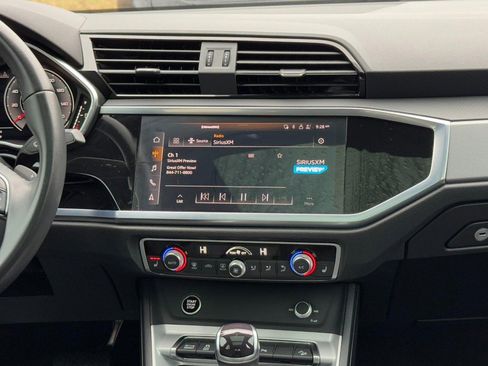 Used 2022 Audi Q3 2.0T Premium Plus image 13