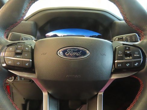 Used 2025 Ford Explorer ST AWD/4WD image 25