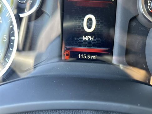 Used 2024 RAM 2500 Tradesman w/ Chrome Appearance Group image 25