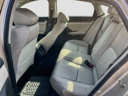 Used 2020 Honda Accord EX image 25
