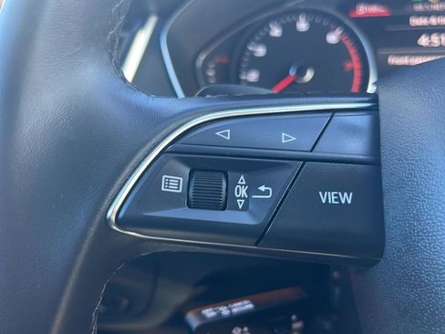 Used 2023 Audi Q5 2.0T Premium w/ Convenience Package AWD/4WD image 23
