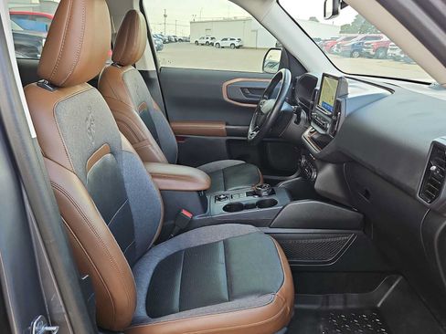 Used 2021 Ford Bronco Sport Outer Banks w/ Outer Banks Package AWD/4WD image 18
