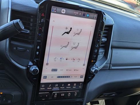 Used 2025 RAM 3500 Laramie image 32