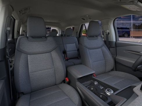 Used 2026 Ford Explorer Active AWD/4WD image 10