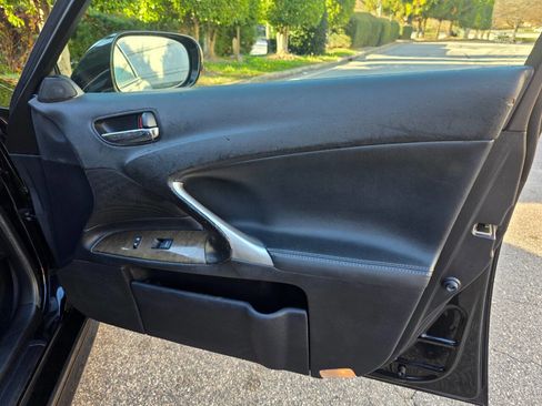 Used 2011 Lexus IS 250 image 28