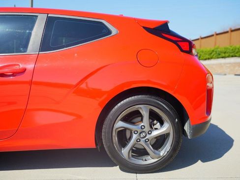 Used 2019 Hyundai Veloster 2.0 image 11
