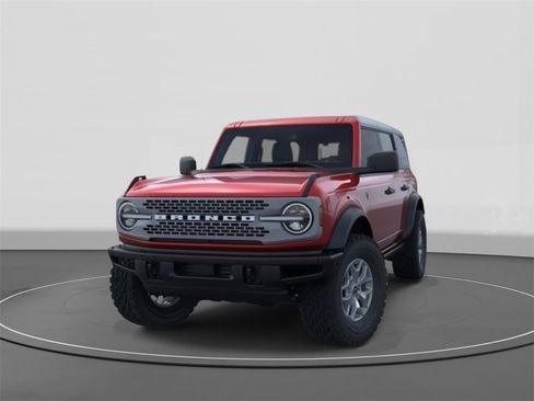New 2025 Ford Bronco Badlands image 2