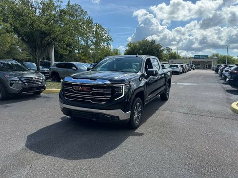 Used 2026 GMC Sierra 1500 SLT AWD/4WD image 1