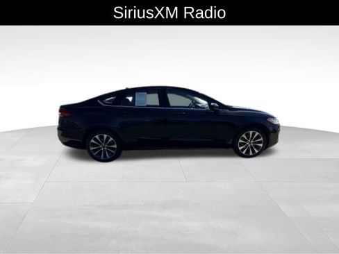 Used 2020 Ford Fusion SE AWD/4WD image 6