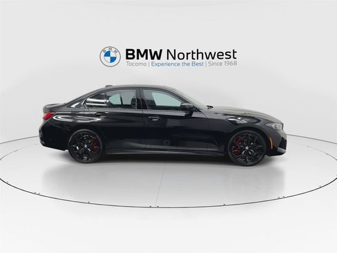 Used 2026 BMW 330i Sedan w/ M Sport Package image 5