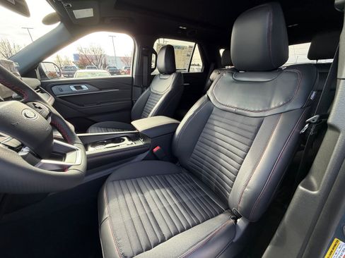 New 2026 Ford Explorer ST-Line w/ ST-Line Street Pack image 11