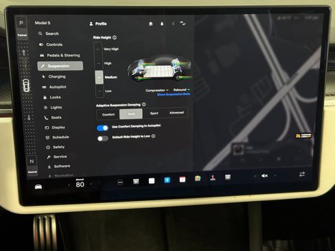 Used 2021 Tesla Model S Plaid image 24