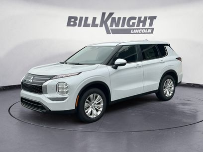 Used 2025 Mitsubishi Outlander ES