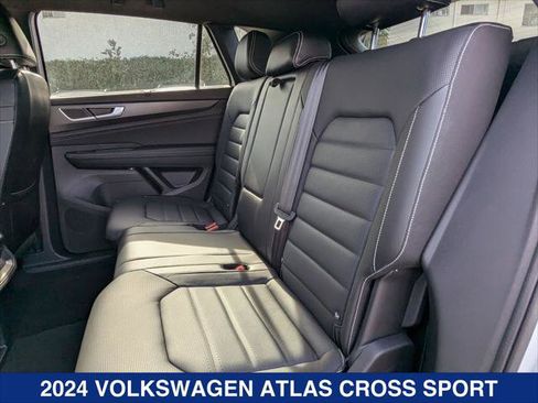 New 2024 Volkswagen Atlas Cross Sport SEL R-Line AWD/4WD image 17